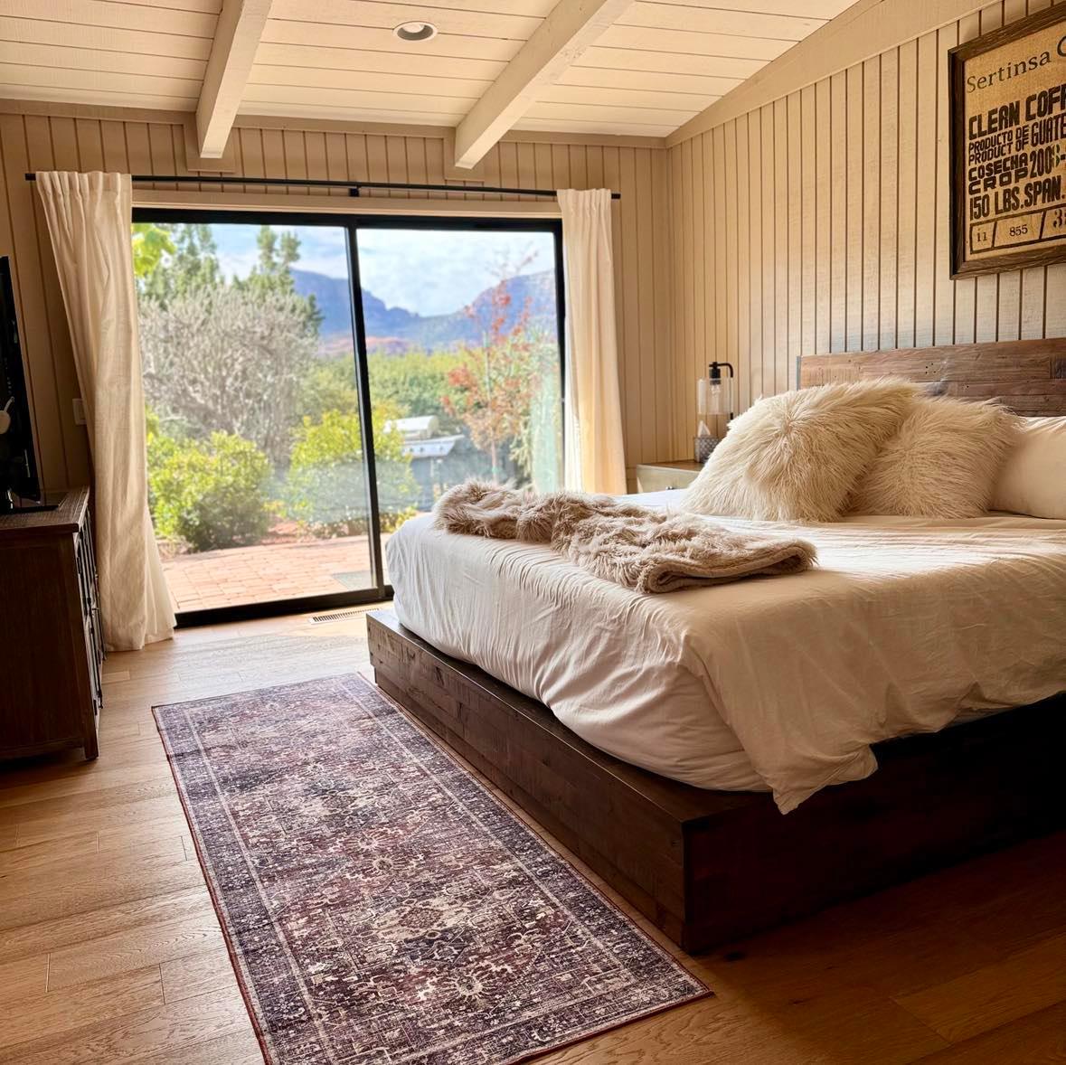 Currant and Harvest MM-17 Machine Washable Rug