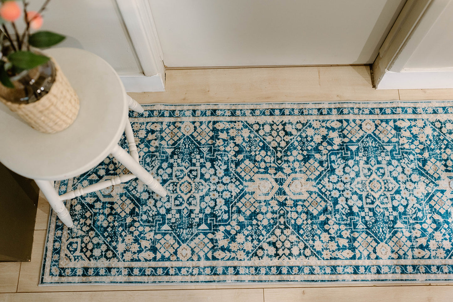 Desert Oasis MM-26 Machine Washable Rug