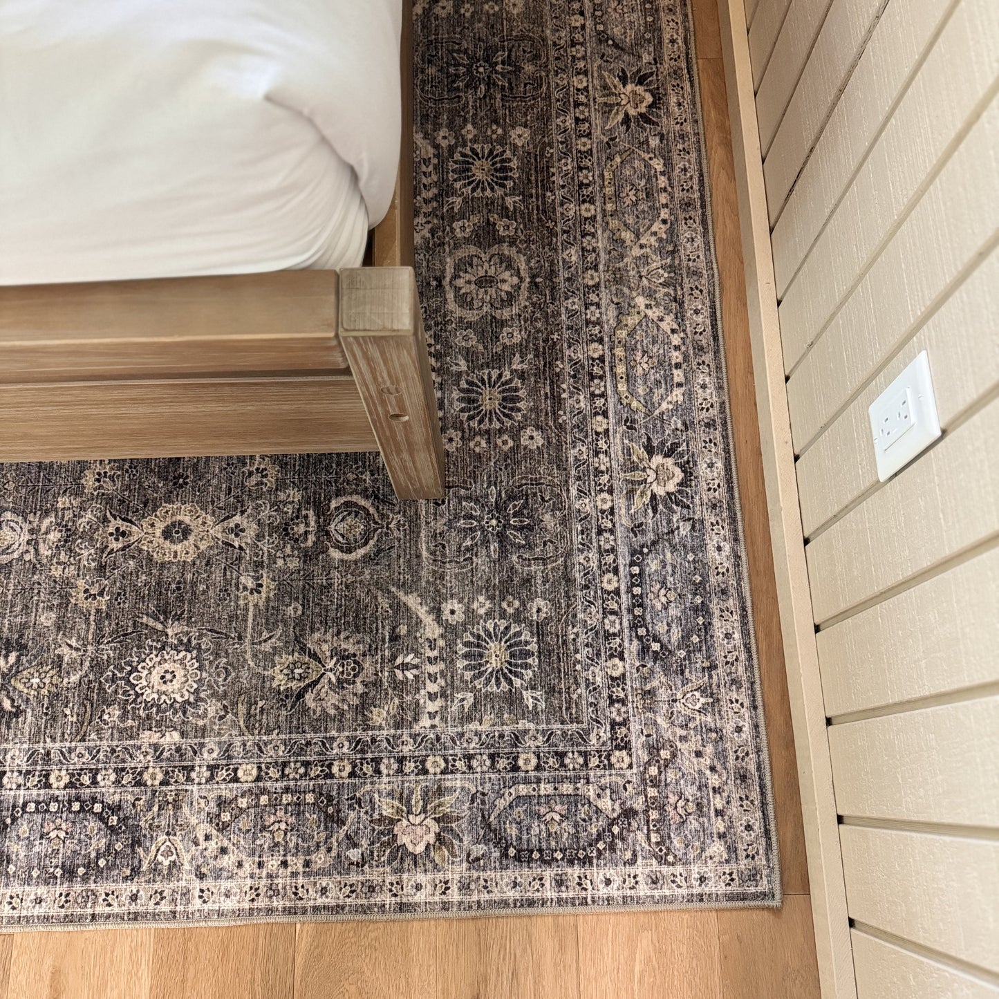 Sage and Fog MM-14 Machine Washable Area Rug