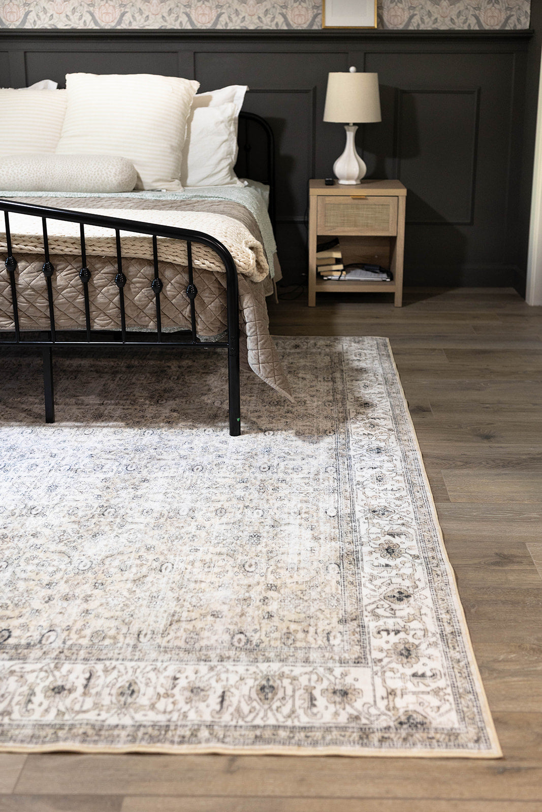 Sandy Loam MM-33 Machine Washable Rug