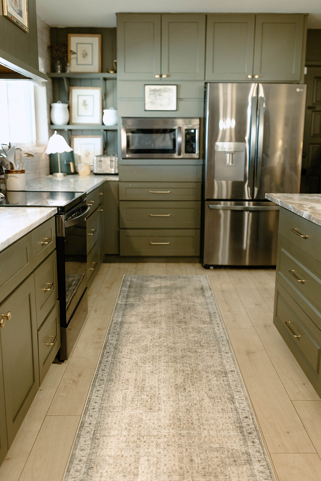 Sandy Loam MM-33 Machine Washable Rug