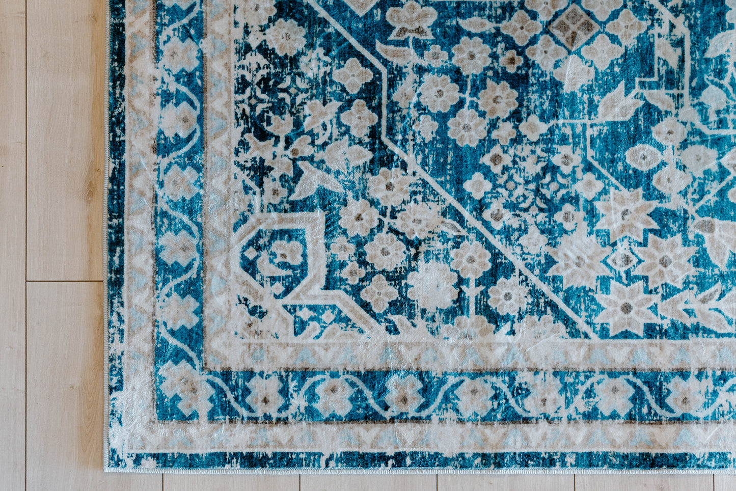 Desert Oasis MM-26 Machine Washable Rug