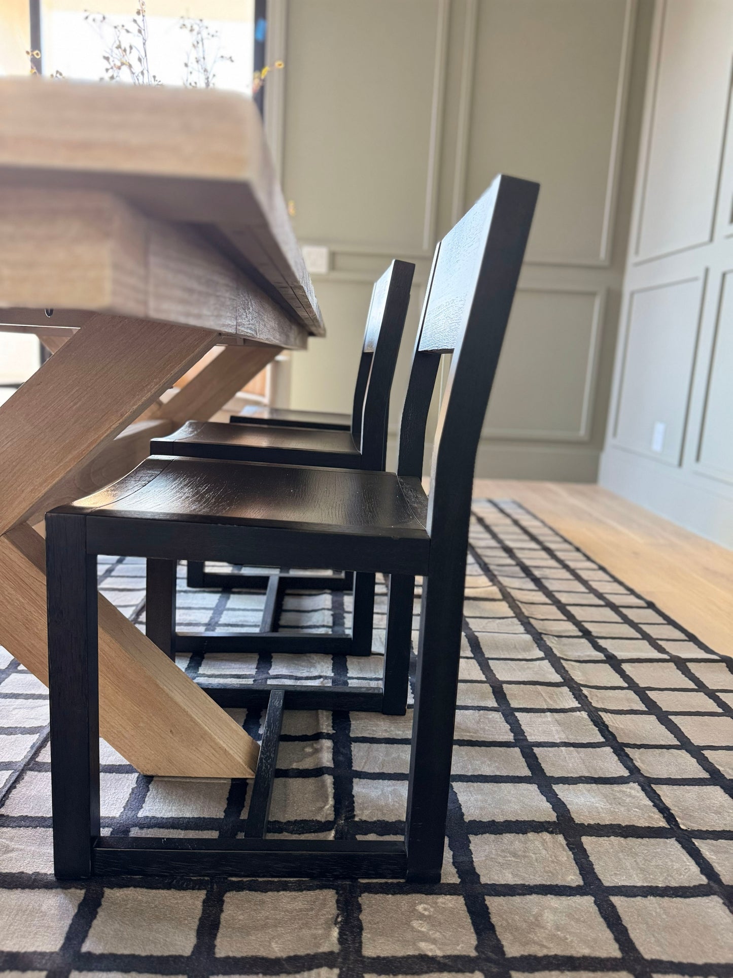 Gridline MM-35 Machine Washable Rug